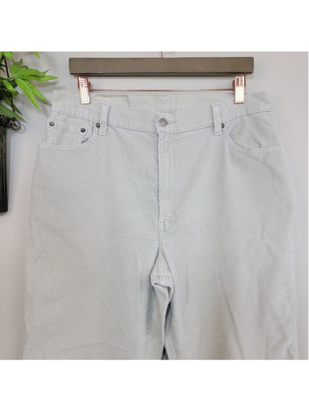 Vintage Levi's 550 Relaxed Fit Tapered Leg Pants Light Khaki Beige Corduroy USA - Picture 4 of 13